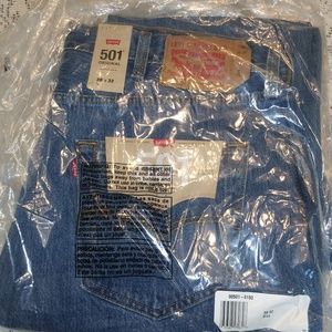 Men's Levi's 501 original 38x32 NWT